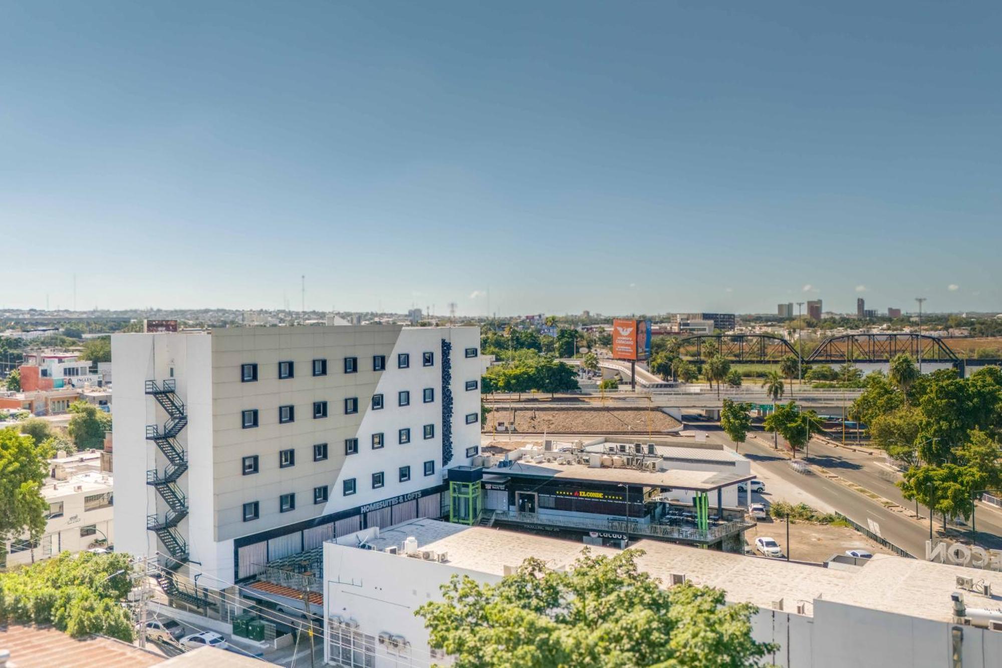 Homesuites Malecon Culiacan Exterior photo